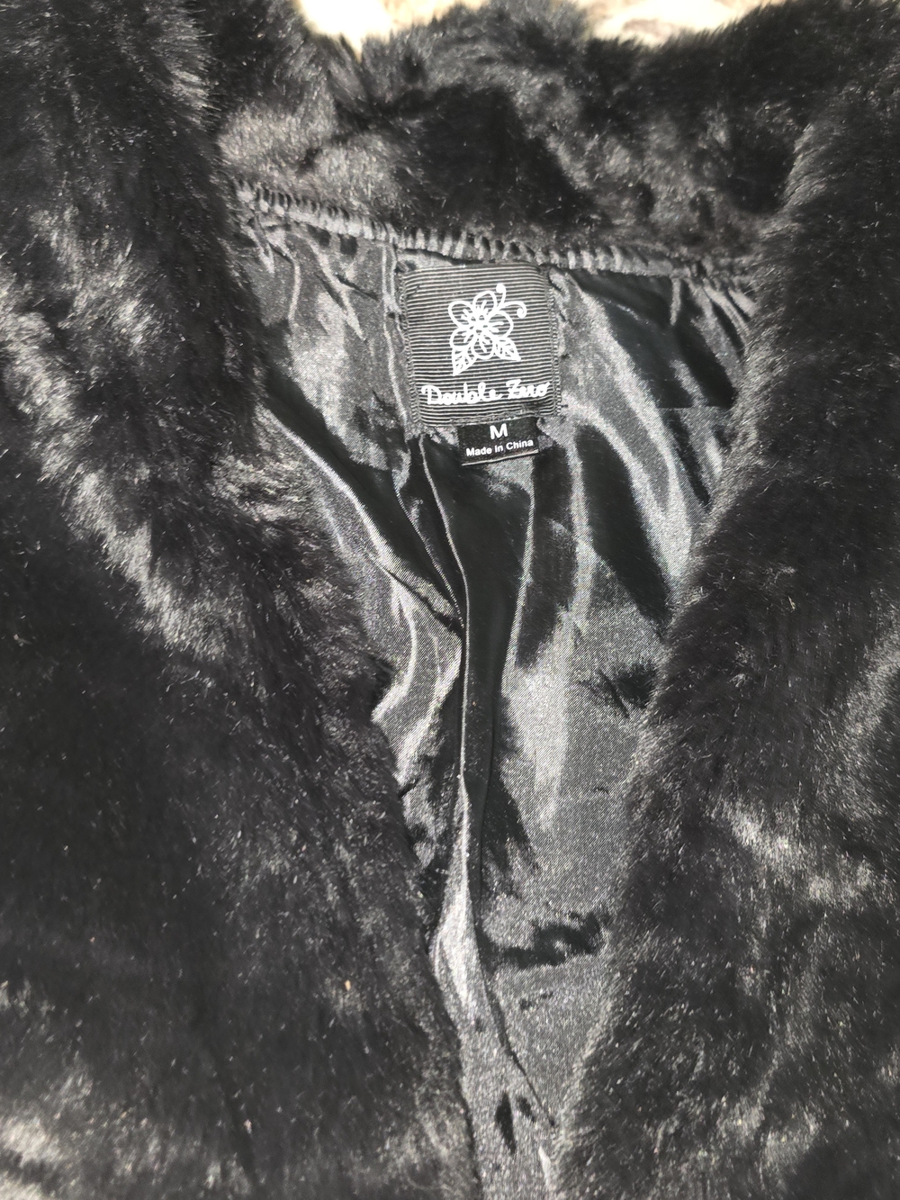 Vintage-Inspired Wool Swing Coat with Black Faux Fur Collar - Picture 2 of 9